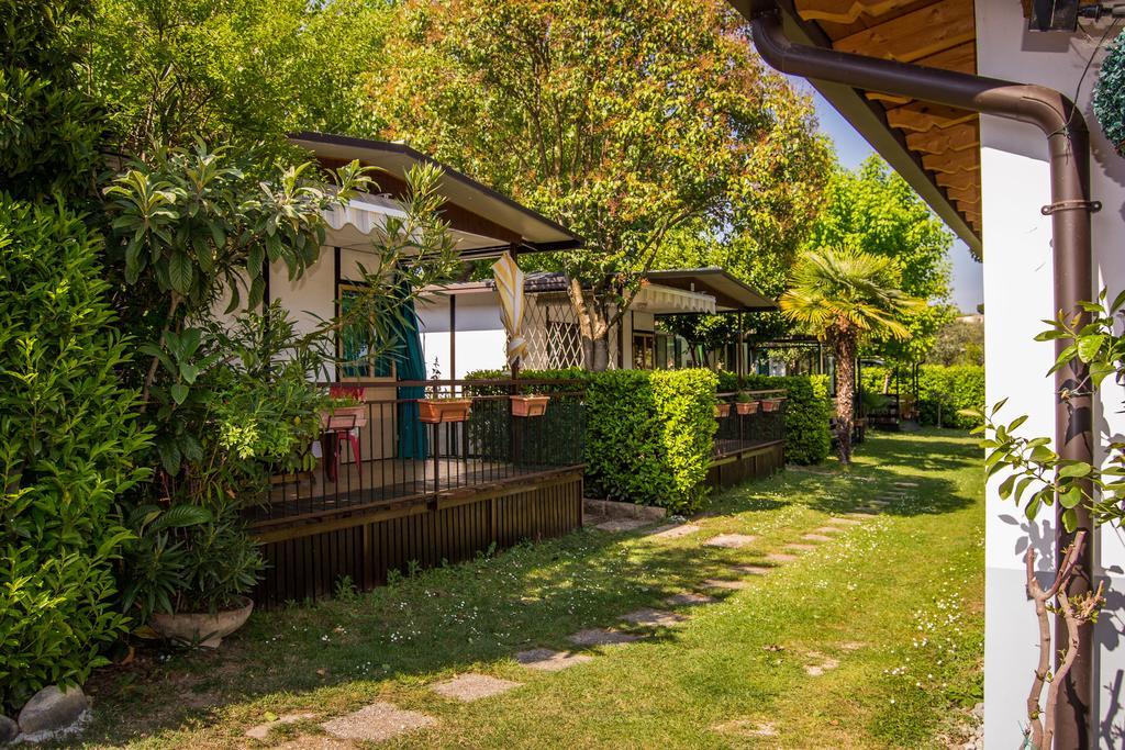 Campeggio Bruno Hotel Moniga del Garda Екстериор снимка